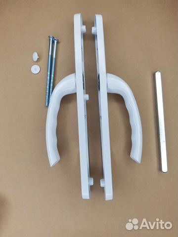 Нажимной гарнитур. Ручка на дверь пвх