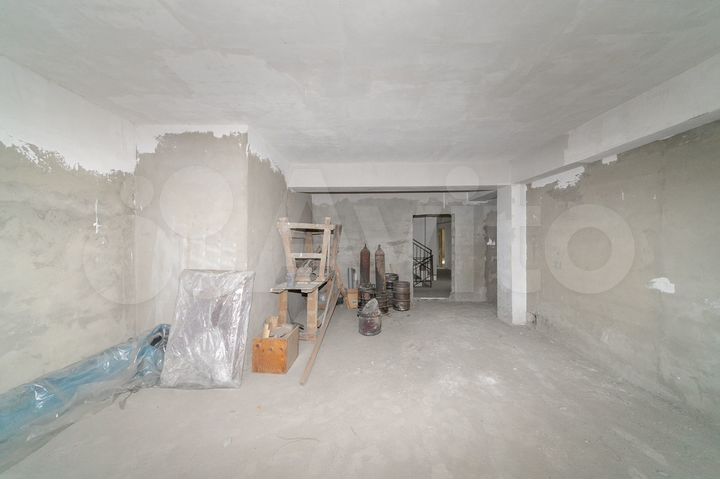 Коттедж 1250 м² на участке 9 сот.