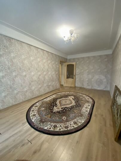 2-к. квартира, 56 м², 5/5 эт.