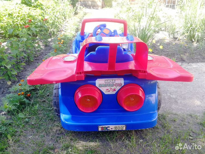 Детский электромобиль