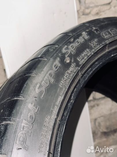 Michelin Pilot Super Sport 275/35 R19 100Y