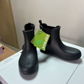 Crocs челси женские