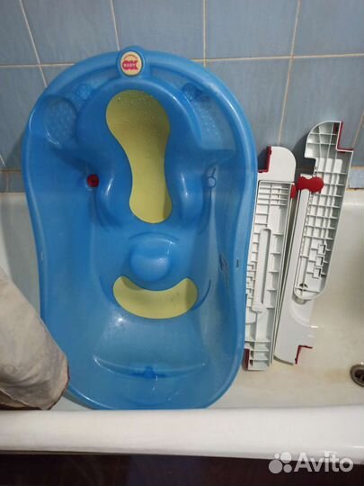 Ванночка для купания с подставкой