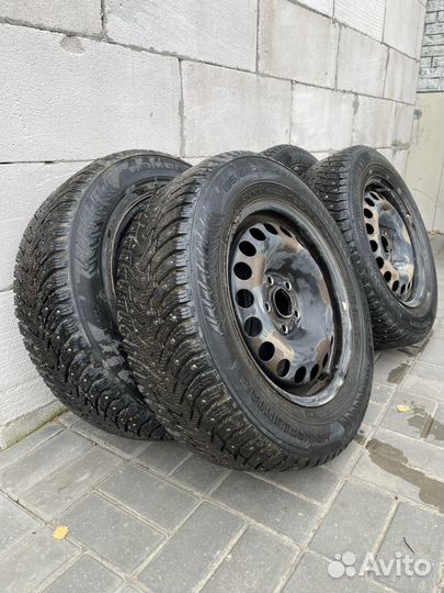 Nokian Tyres Hakkapeliitta 8 195/65 R15 95T