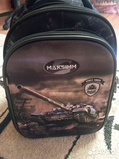 Школьный рюкзак