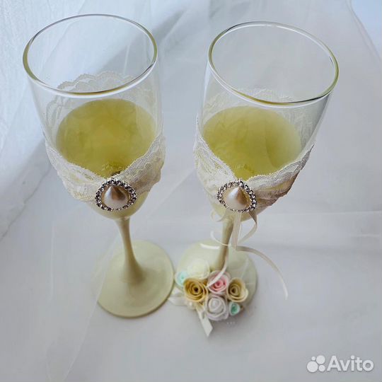 Свадебные бокалы