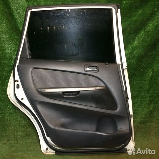 Дверь задняя левая Honda Stream RN1 Перламутр цара