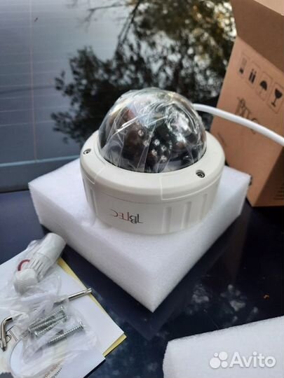 Камера купольная видеонаблюдения ip