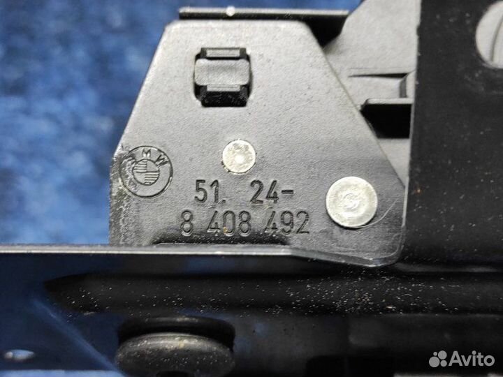 Замок багажника Range Rover Vogue 3 L322