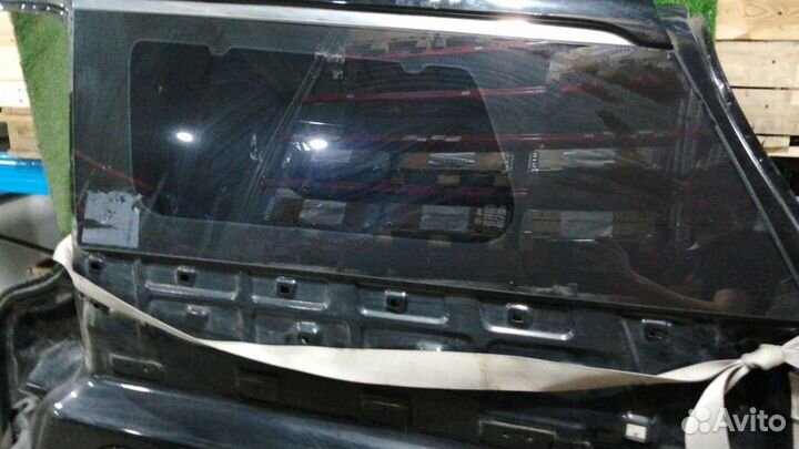 Крыло Kia Carnival Левое Заднее