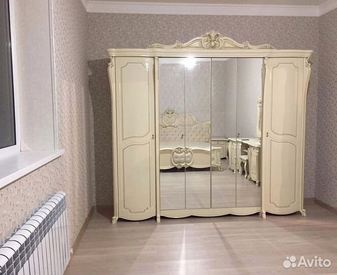 Спальный гарнитур лорена