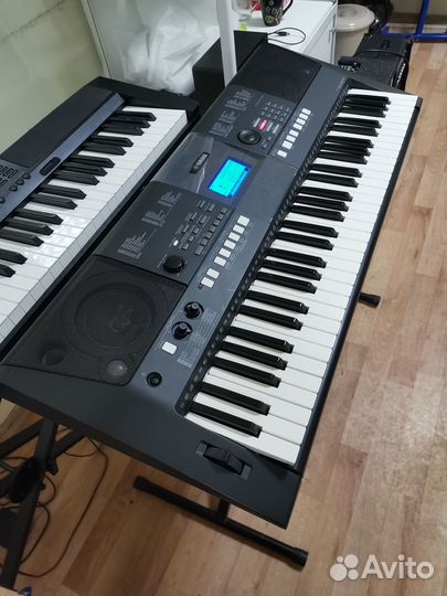 Синтезатор Yamaha psr e423