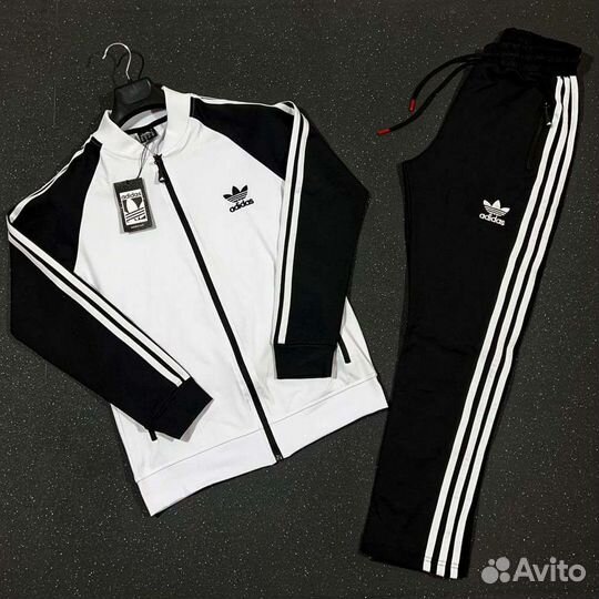 Спортивный костюмы