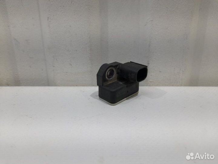 Датчик ускорения Volkswagen Touareg 7P5 3.0 TDI