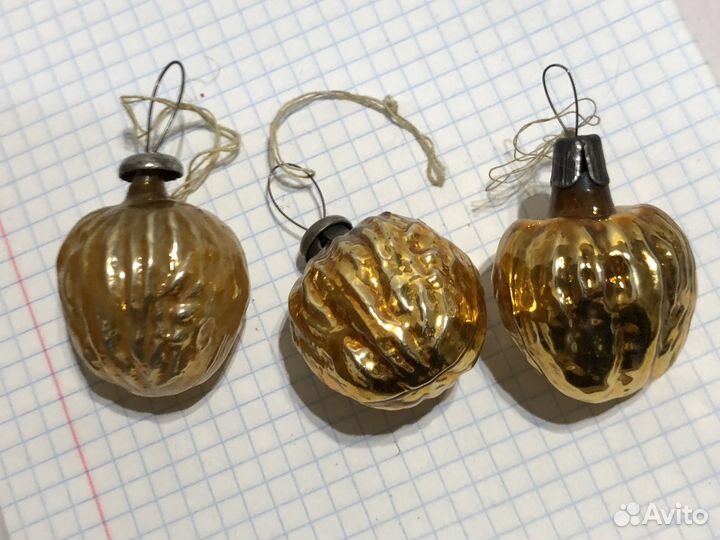 Новогодняя елочная игрушка орехи времен СССР