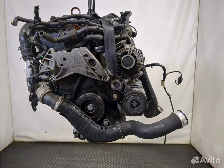 Двигатель разобран Volkswagen Passat CC, 2011
