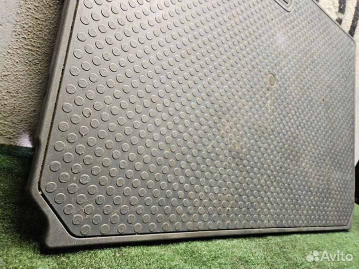 Фальшпол багажника на Honda Element EX