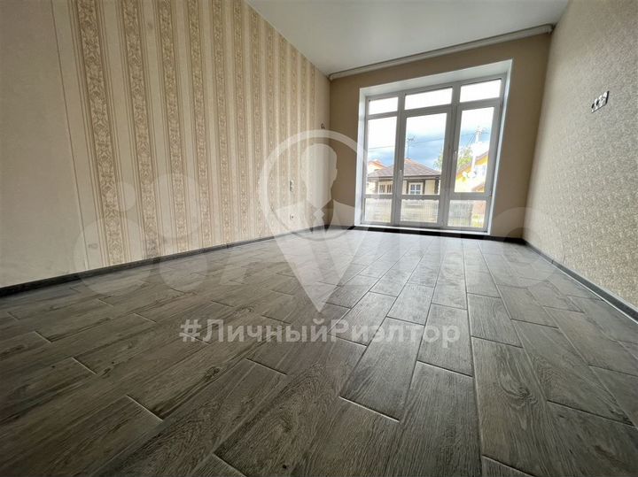 2-к. квартира, 51,4 м², 1/3 эт.
