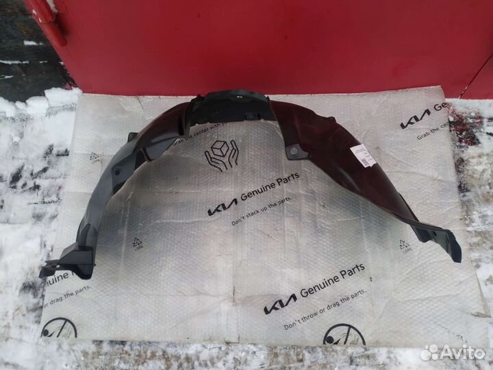 Подкрылок передний правый Renault Logan 2 Sandero