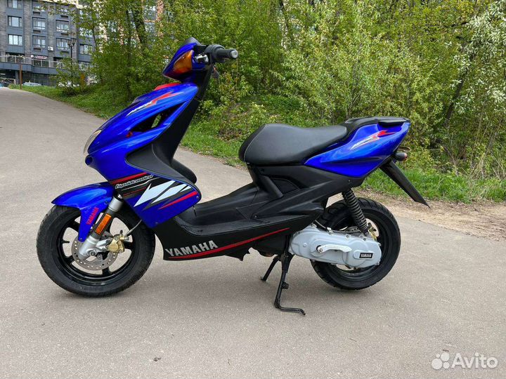 Продам скутер Yamaha Aerox