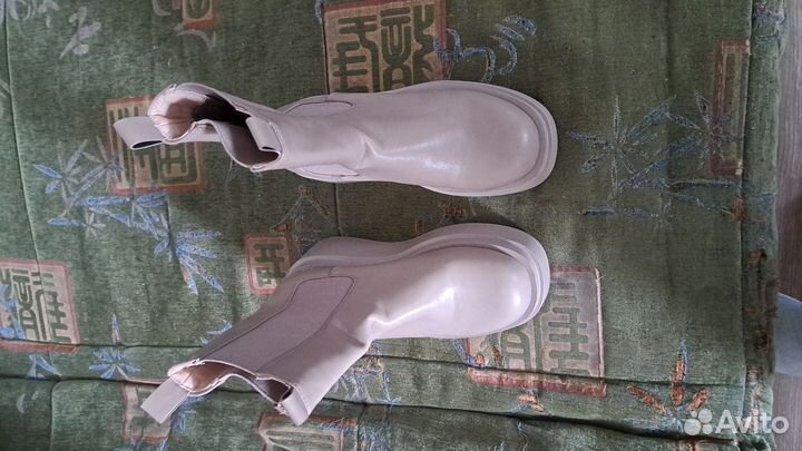 Ботинки на платформе 37