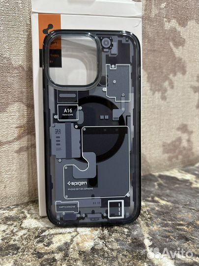 Чехол Spigen iPhone 14 Pro Max