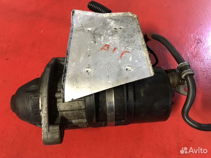 Стартер Audi A4 B6 2.0 ALT 2002