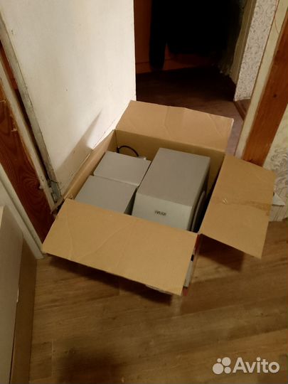 Сабвуфер и колонки sven+усилитель Ямаха