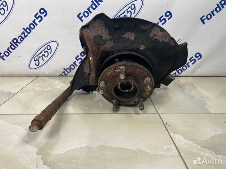 Кулак поворотный передний левый Hyundai Santa Fe