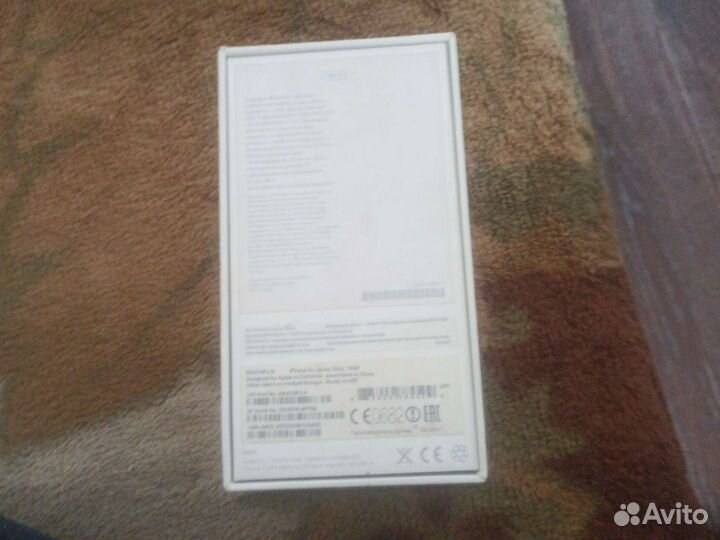 Телефон iPhone 5s каробка