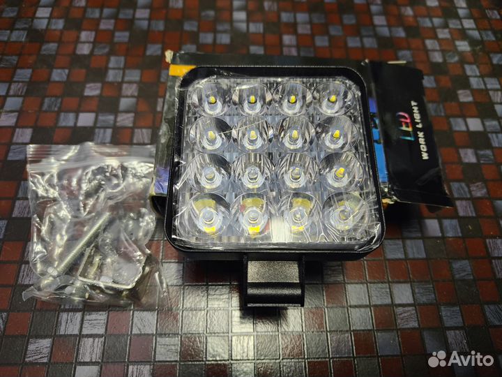 Фара LED 18W на мотобуксировщик/лодку