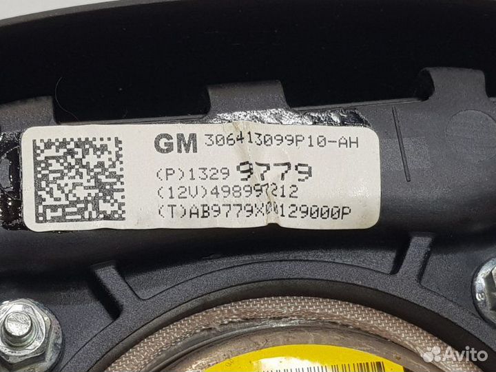 Подушка безопасности в руль Opel Astra J GTC 1.4