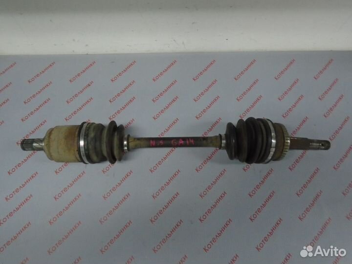 Nissan 39101-0M010 Вал приводной левый