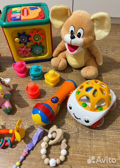 Игрушки для малышей пакетом