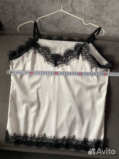 Топ атласный с кружевом