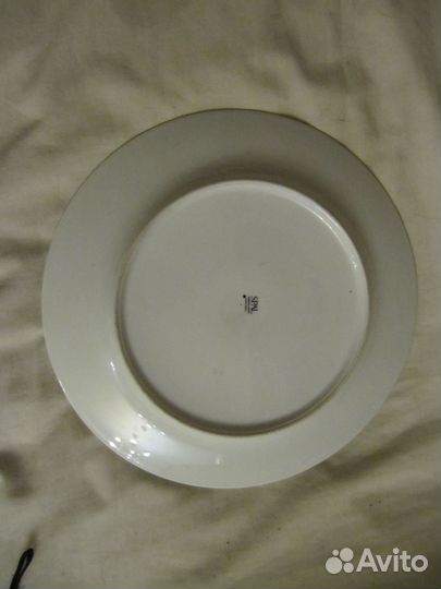 Две декоративные тарелочки