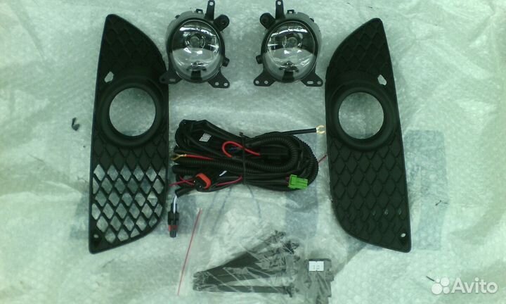 Lancer 10 бампер,противотуманки,юбки,капот