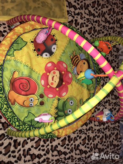Развивающий коврик