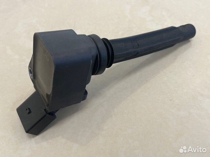 Катушка зажигания Volkswagen Passat B7 CPR 2015