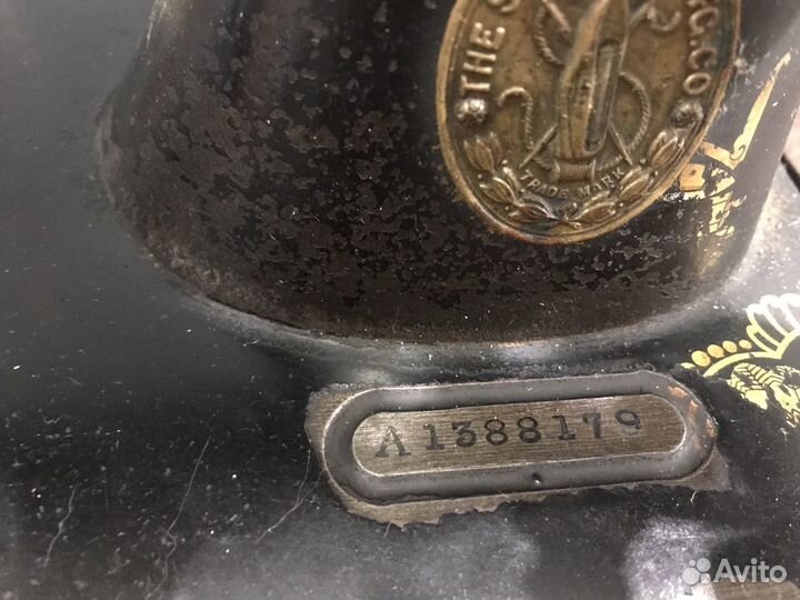 Швейная машина Singer