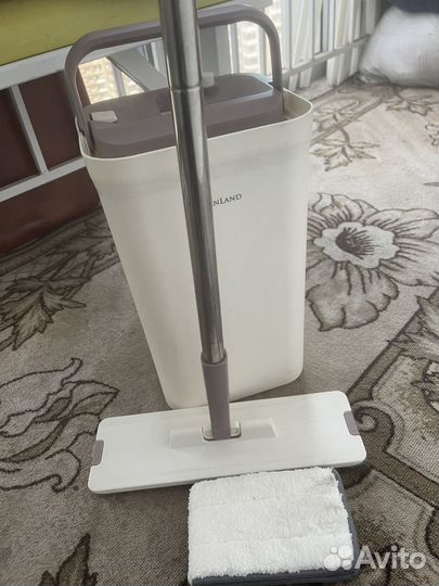 Швабра с ведром и отжимом KuchenLand