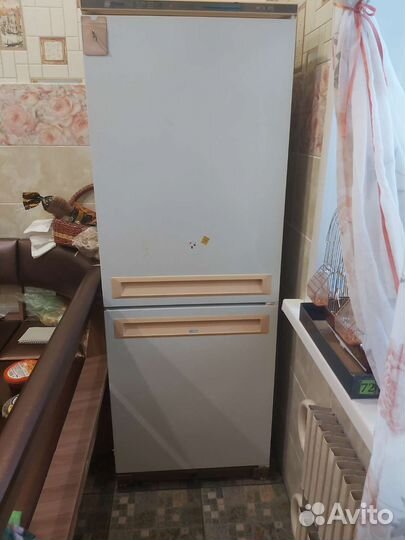 Холодильник бу стинол 101