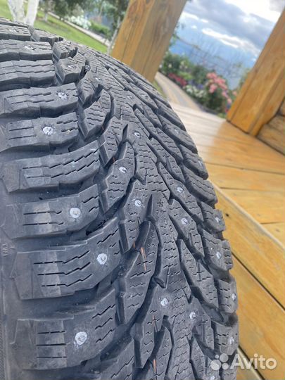 Nokian Tyres Hakkapeliitta 9 SUV 235/60 R18
