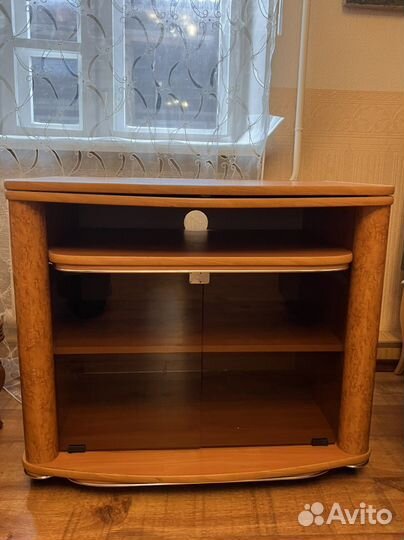 Тумба под телевизор