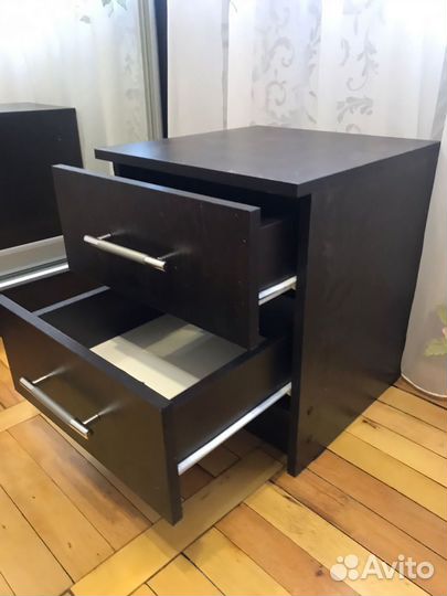 Тумба прикроватная