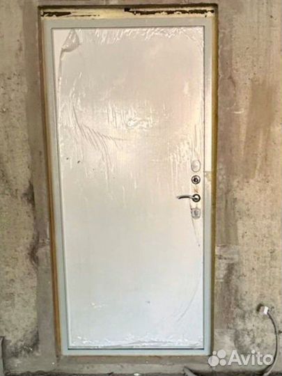 Дверь входная железная бу