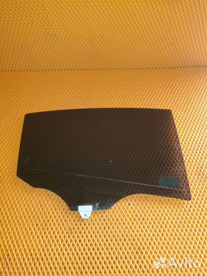 Стекло двери заднее правое Mazda 6 GJ