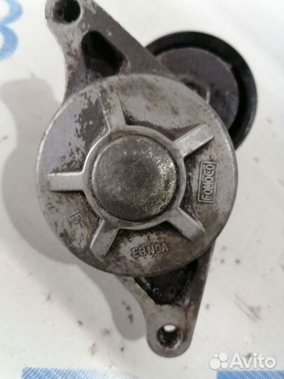 Натяжитель приводного ремня mazda 3 bm 1.6 ат седа