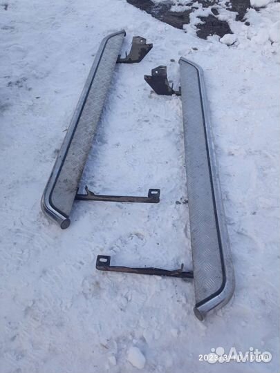 Пороги на nissan x-trail t31 б/у.Цена 8000