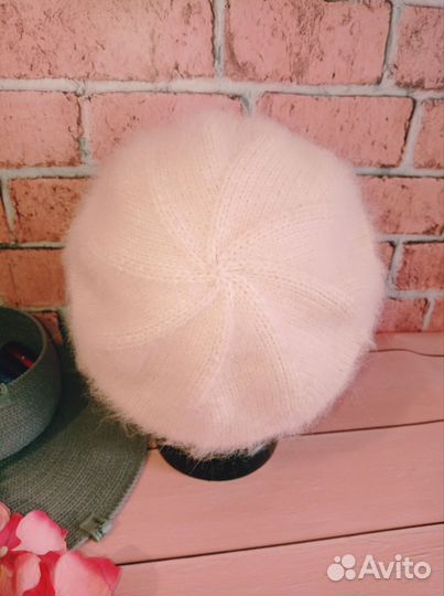 Берет женский зимний. Пух норки